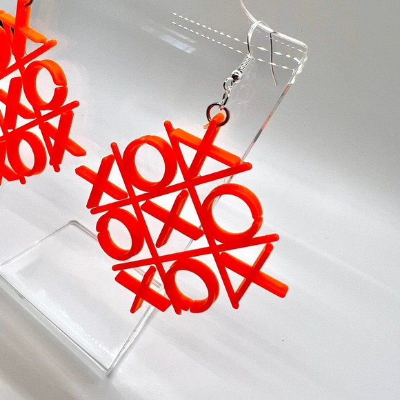 Tic Tac Toe Game Earrings - Game Night Earrings - Toy Earrings - Picture 2 of 6